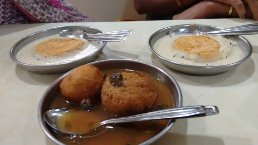 Sambar vada Matunga