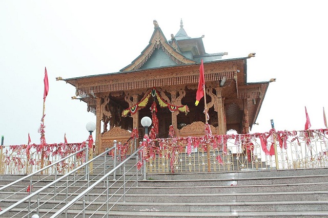 Narkanda Hill Station Hatu Temple