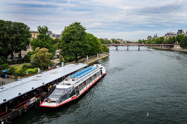 Seine river cruise