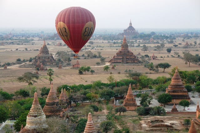 Angkor Wat hot air balloon ride