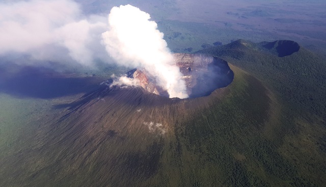 Best Places to Visit in Africa Mount Nyiragongo