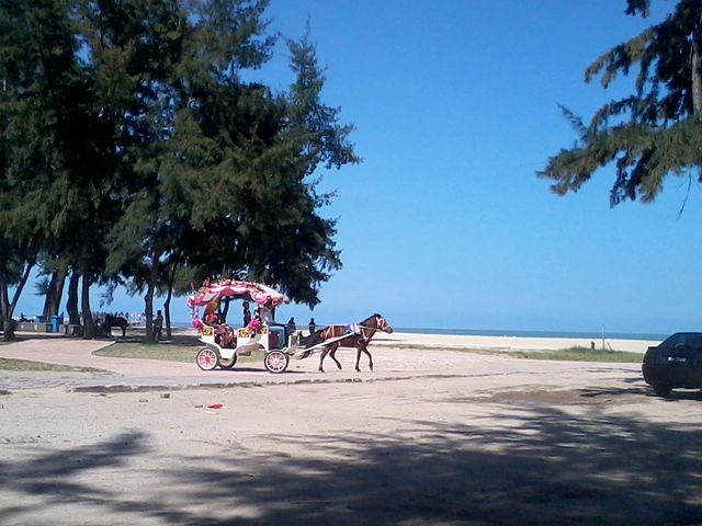 Batu Buruk Beach