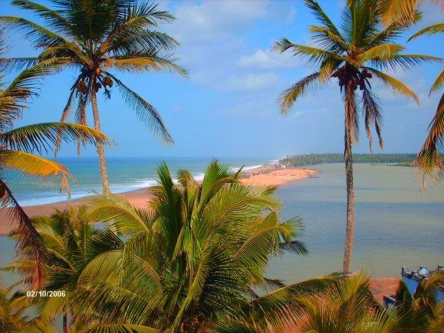 Beautiful Beaches in Tamilnadu, India Thengapattinam Beach