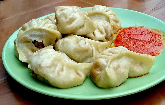 Momos