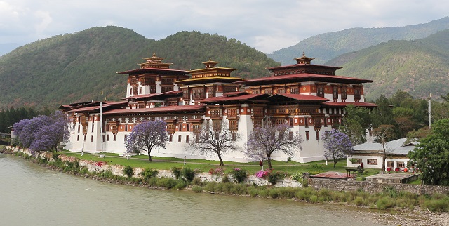 Best Places to Visit in Bhutan Punakha Dzong