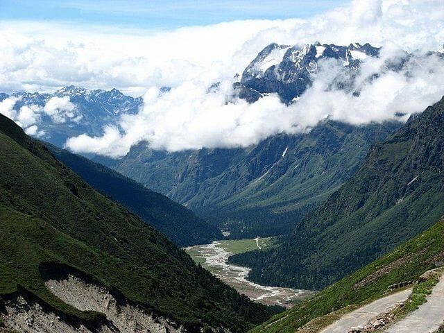 what to see in India Lachung