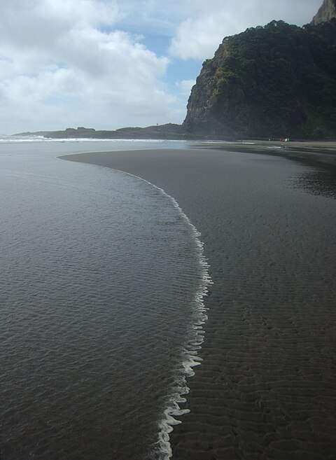 Karekare Beach