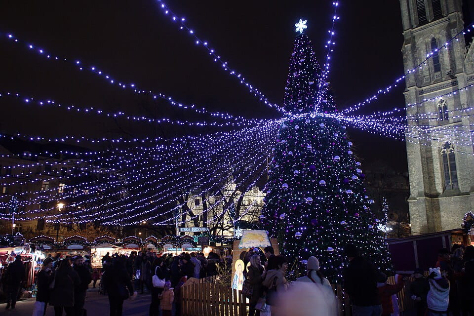 Náměstí míru Christmas market